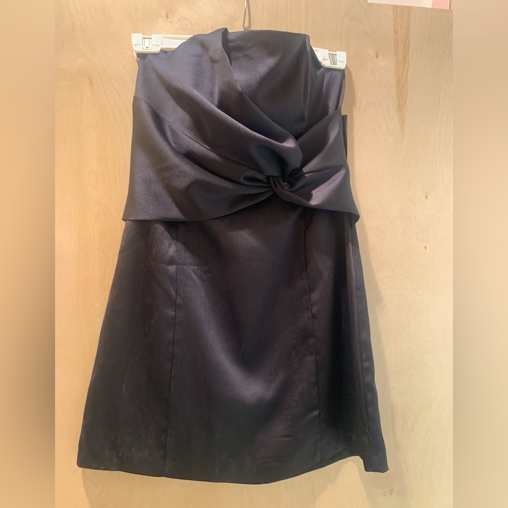 Lulu's Black Satin Strapless Sheath Dress for Cocktail